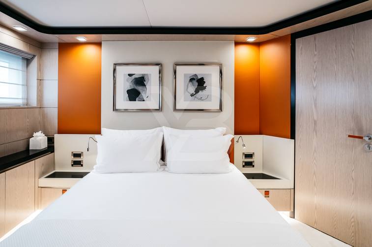 Heeus yacht interior 19