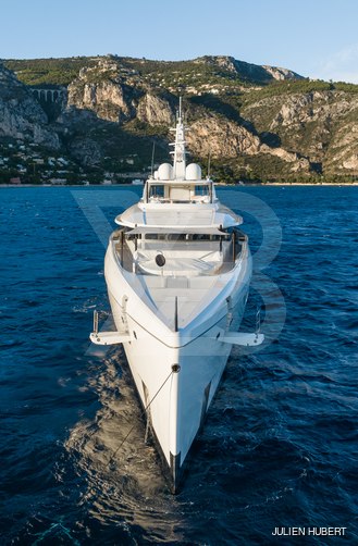 Alchemy yacht exterior 3