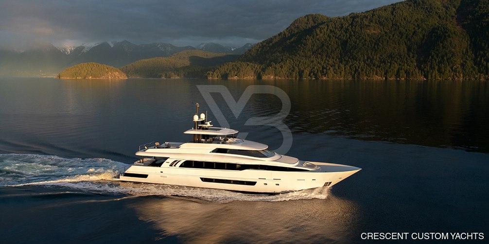 Crescent Lady yacht exterior 3