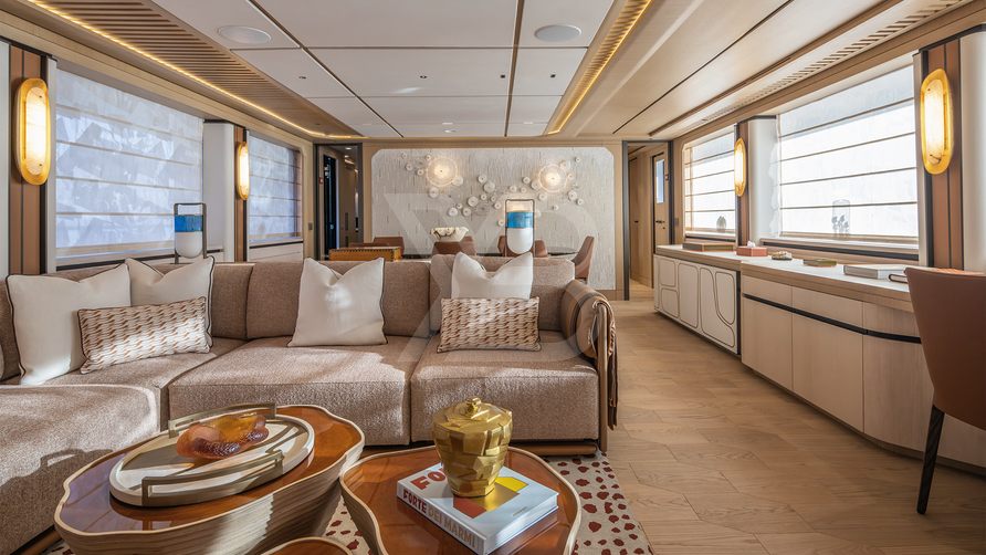Haze² yacht interior 7