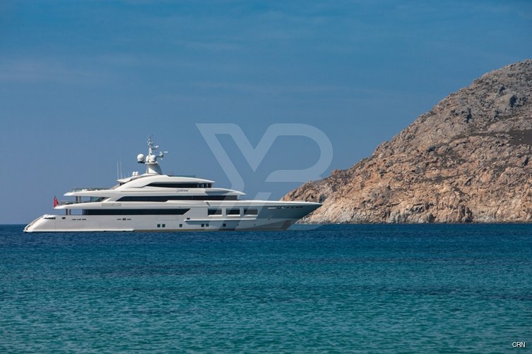 Saramour yacht exterior 5