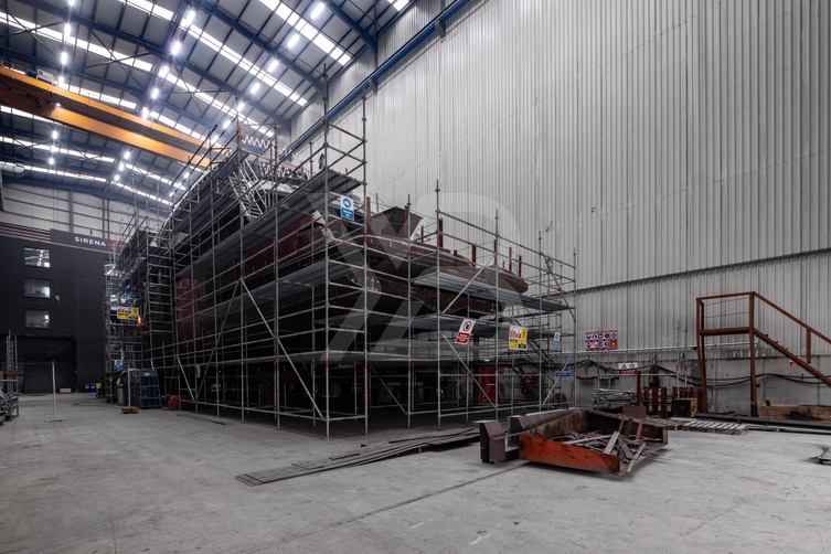 Sirena 42M/01 yacht exterior 23