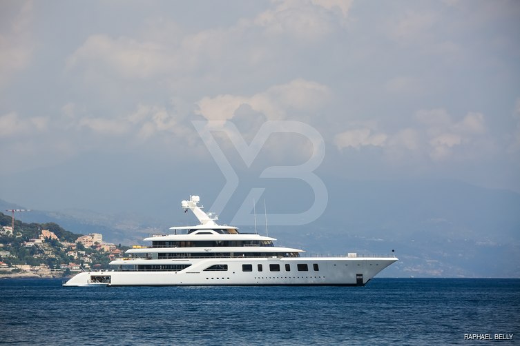 Aquarius yacht exterior 21