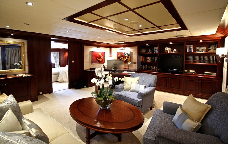 Lauren L yacht interior 8