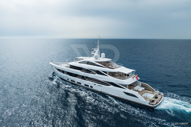 Lady I yacht exterior 12