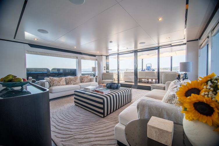 Fox yacht interior 7