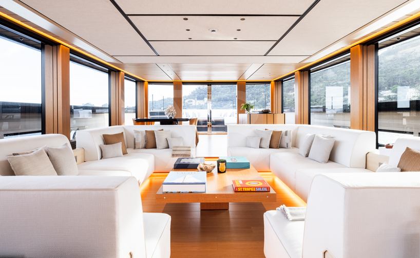 San yacht interior 79