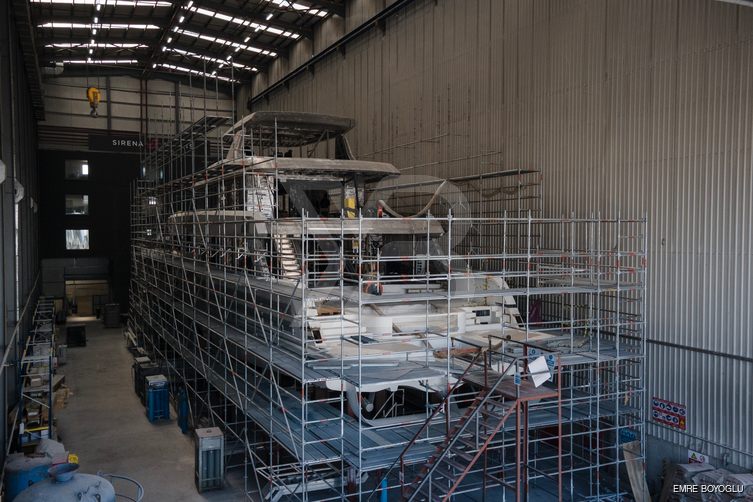 Sirena 42M/01 yacht interior 20