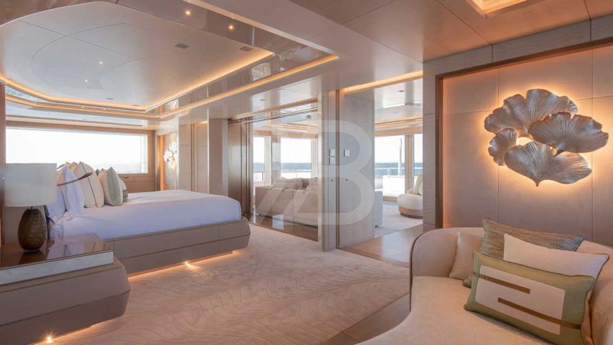 H3 yacht interior 12