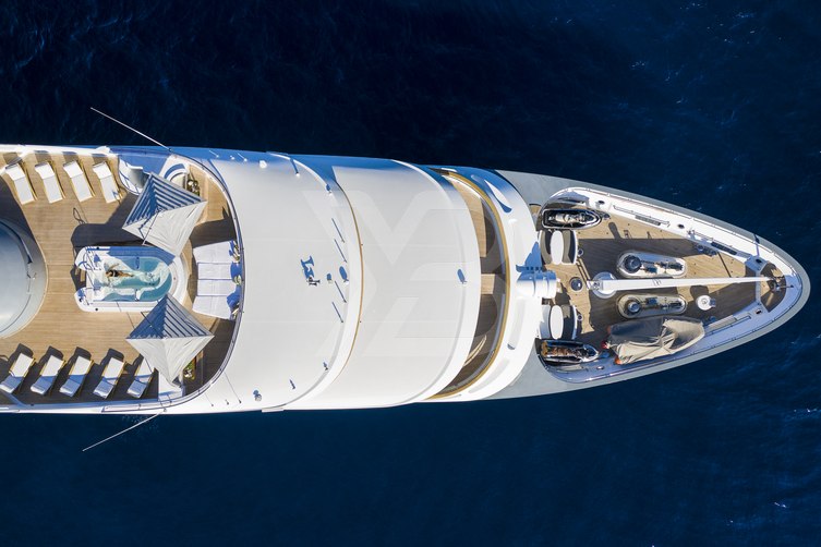 Boadicea yacht exterior 38