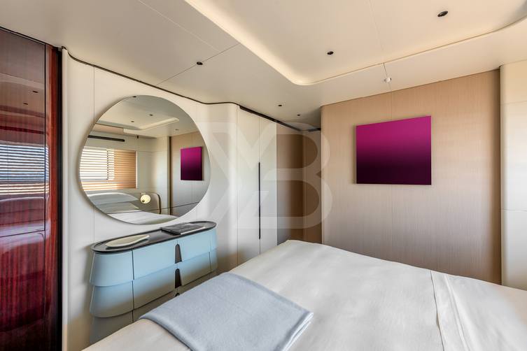 Tanelorn yacht interior 36