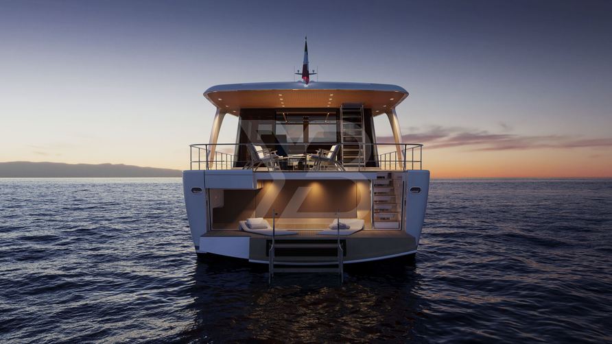 SHE yacht  6