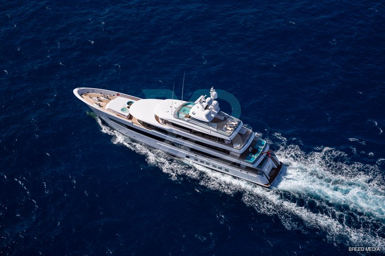 Asia yacht exterior 39