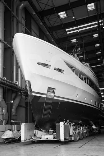 Nocturne yacht interior 18