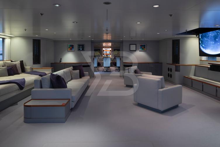 Skat yacht interior 7