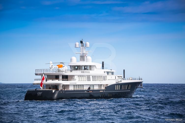 Air yacht exterior 21