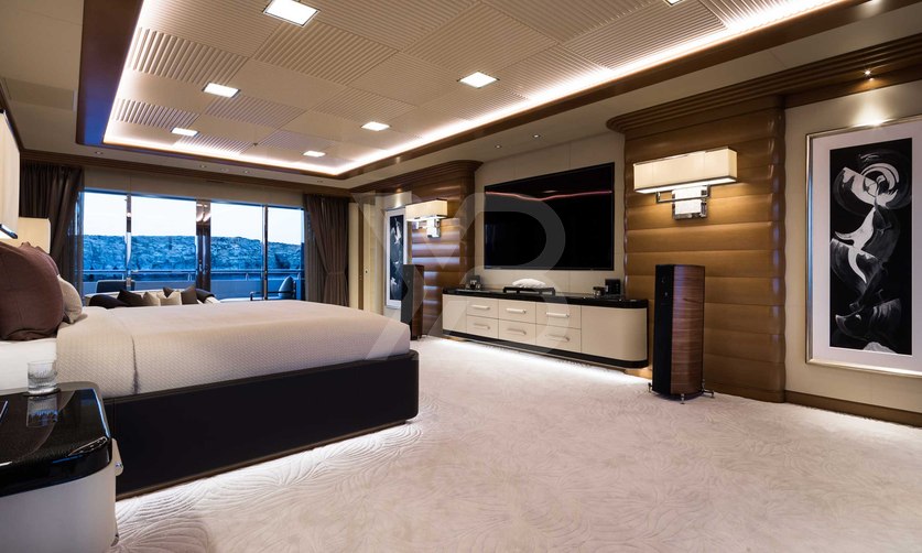 Mar yacht interior 13