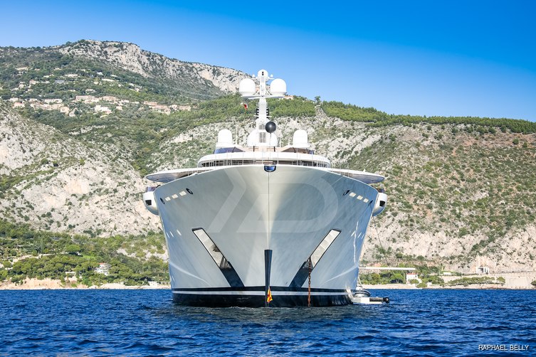 Pelorus yacht exterior 3