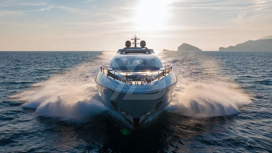 Offline yacht exterior 3