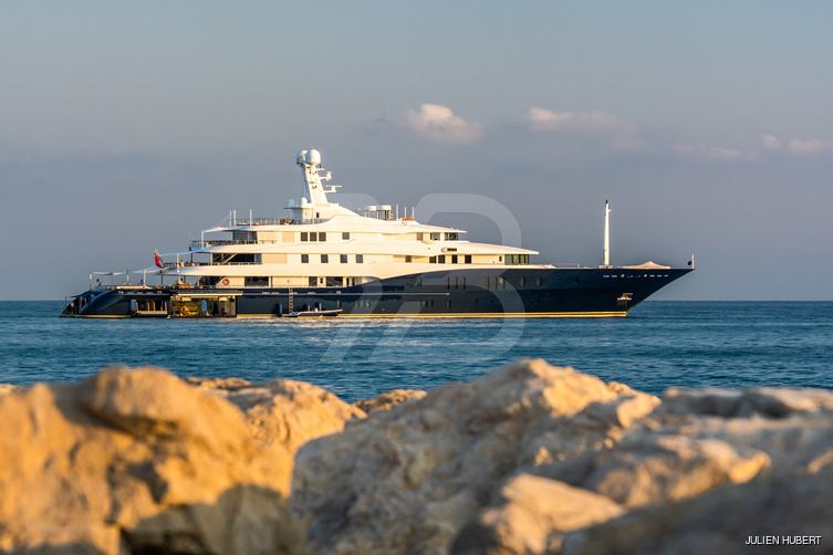 HBC yacht exterior 10