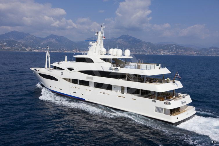 Richar yacht exterior 2