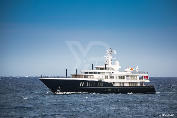 Air yacht exterior 22