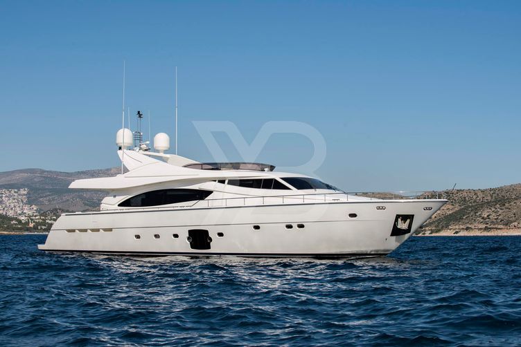 Day Off yacht exterior 2