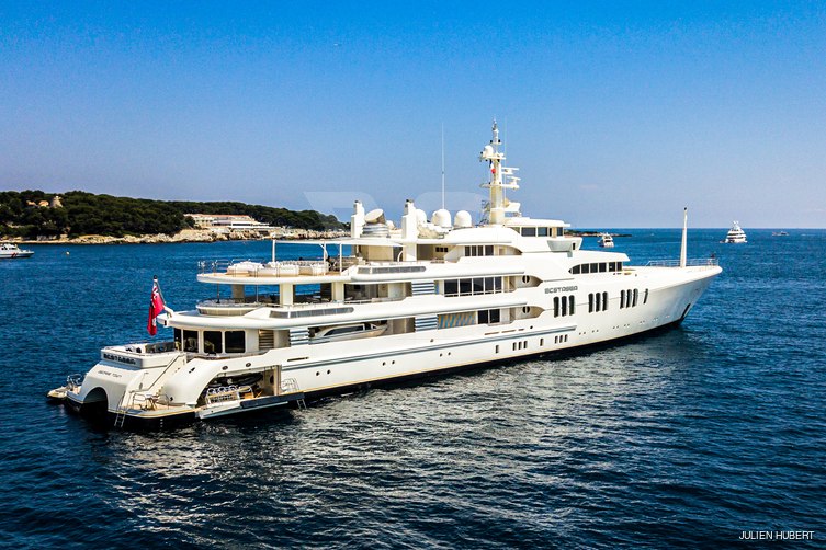 Ecstasea yacht exterior 19