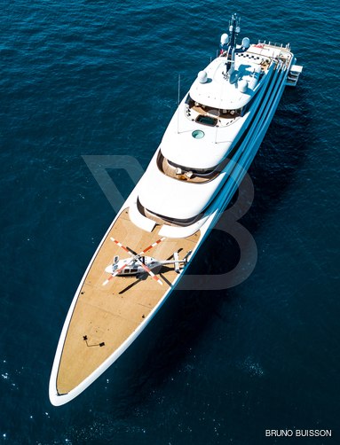 Faith yacht exterior 38