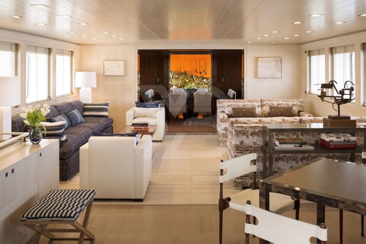 A2 yacht interior 6