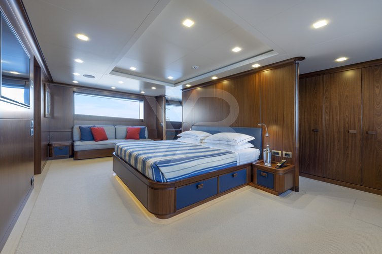 Crowbridge yacht interior 26