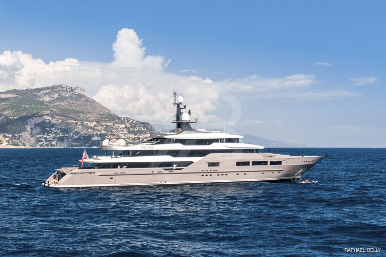 Casino Royale yacht exterior 20