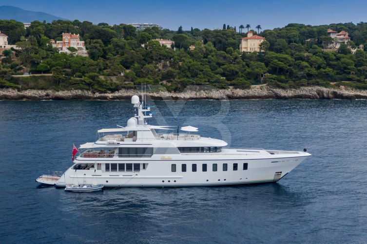 Bella yacht exterior 11