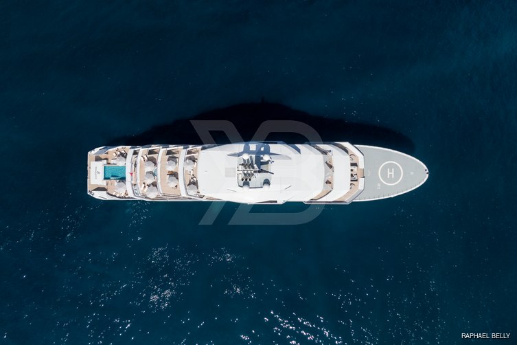 Renaissance yacht exterior 15