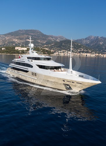 Seakid II yacht exterior 35