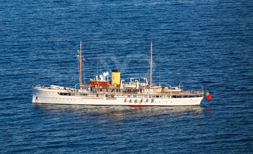 SS Delphine yacht exterior 7