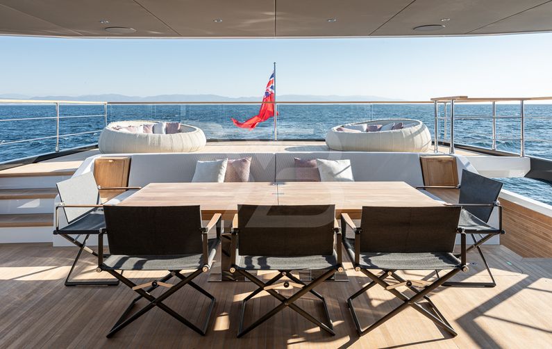 Tuccini yacht exterior 7