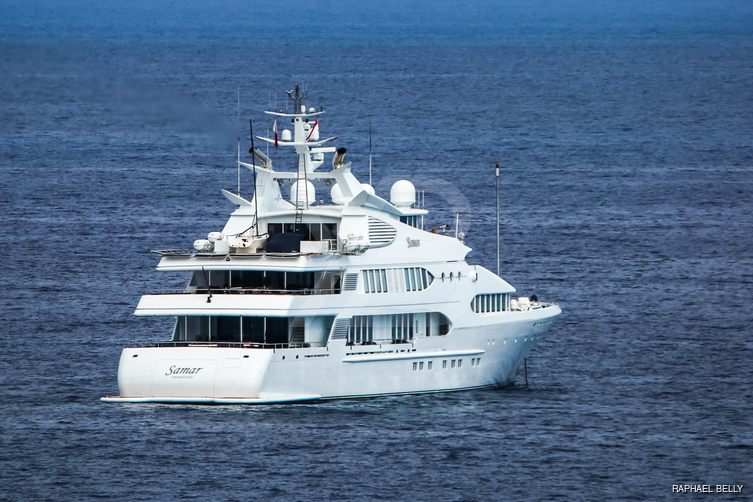 Samar yacht exterior 2