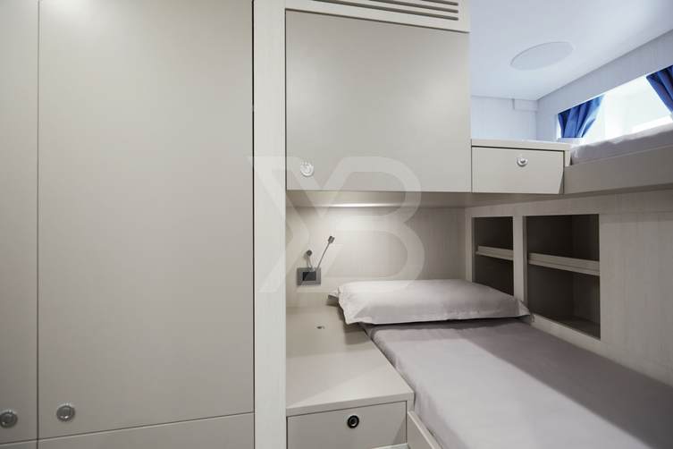 Tanelorn yacht interior 45