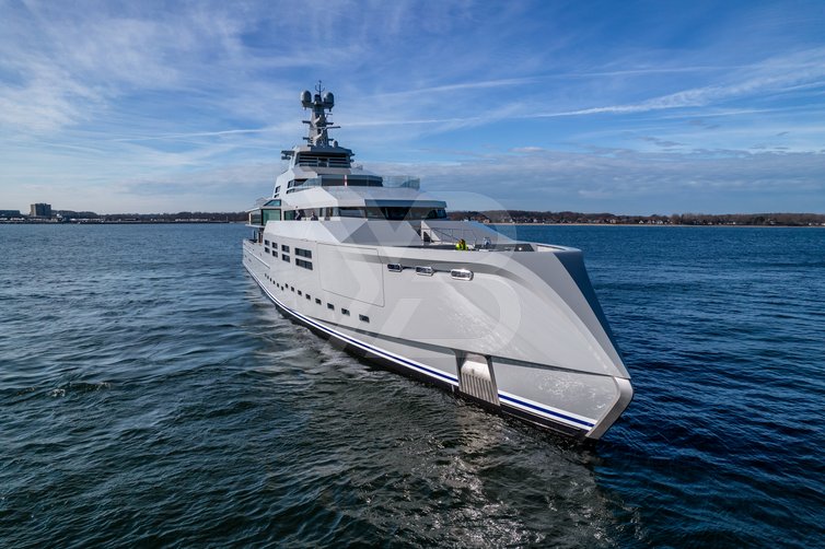 Norn yacht exterior 8