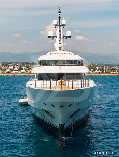 IJE yacht exterior 11