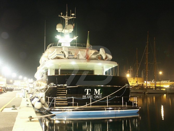 T.M. Blue One yacht exterior 7