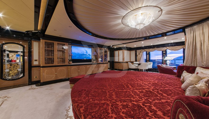 I Dynasty yacht interior 14