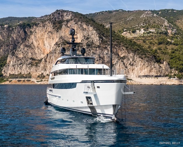 Alchemist yacht exterior 19