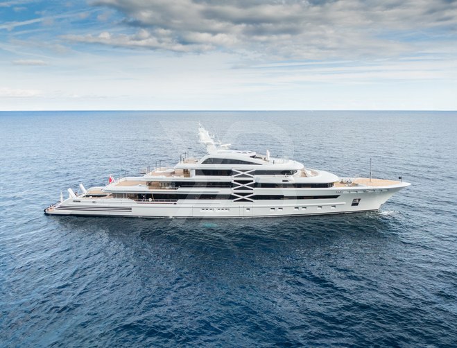 Project X yacht exterior 31