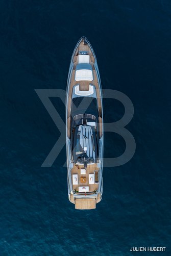 Janette yacht exterior 6