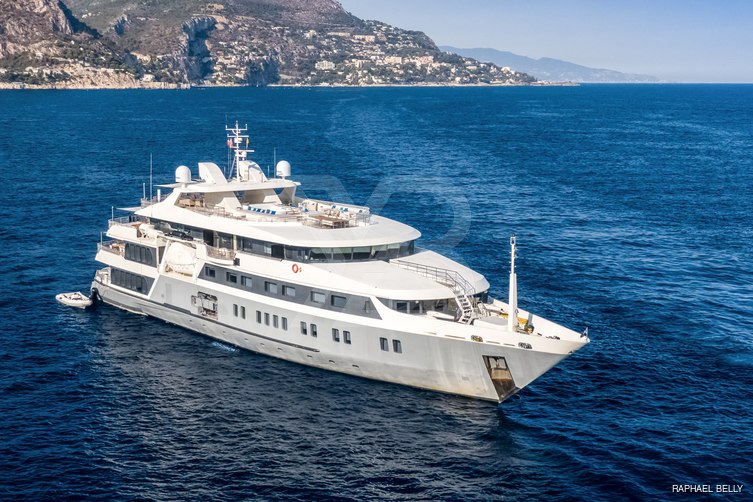 Marquise yacht exterior 17