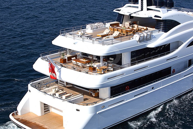 Quantum of Solace yacht exterior 6