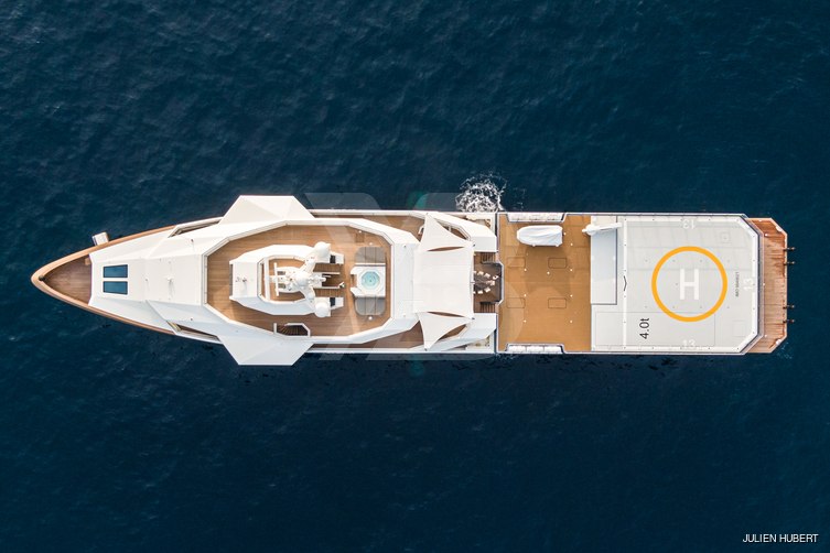 La Datcha yacht exterior 47