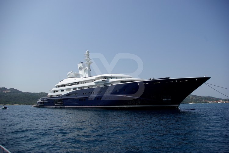 Al Mirqab yacht exterior 2